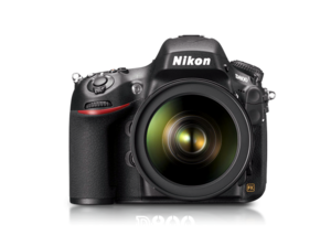 Nikon D800 successeur du D700