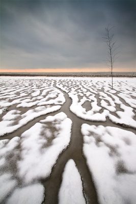Une image qui rappelle avec brio que la photographie de paysages est avant tout une histoire de composition, une écriture des lignes, des formes et des volumes.
