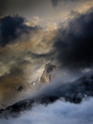 Toute la magie, la facétie, la complexité et la folie de la lumière en zone de haute montagne.