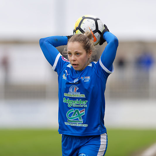 Soyaux-Marseille D1 (12) Soyaux-Marseille - Football - Championnat D1 Féminine - Anaïs Dumont