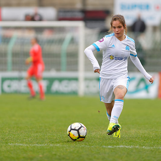 Soyaux-Marseille D1 (13) Soyaux-Marseille - Football - Championnat D1 Féminine - Tess Laplacette