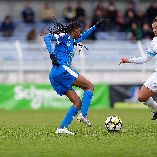Soyaux-Marseille D1 (19) Soyaux-Marseille - Football - Championnat D1 Féminine - Pamela Babinga