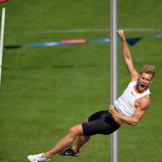 Decastar 2018 (13) Décastar 2018 - Kévin Mayer - Perche - 16 septembre 2018 Kévin Mayer bat le record du monde de décathlon avec 9126 points