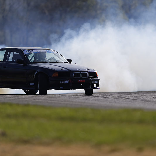 Championnat de France de Drift (4) Championnat de France de Drift - Circuit de Nogaro - Sport automobile