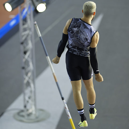 StarPerche Bordeaux 2021 (21) StarPerche Bordeaux 2021 - Saut à la Perche - Valentin Lavillenie