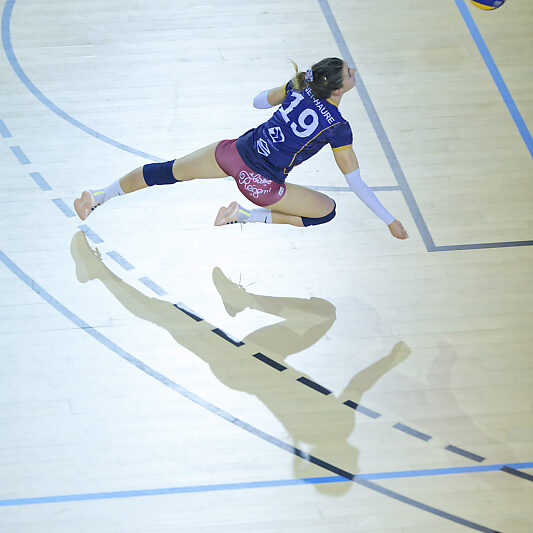 Burdis Bordeaux - Empara - Calais - Volley-Ball - Lisa Menet-Haure