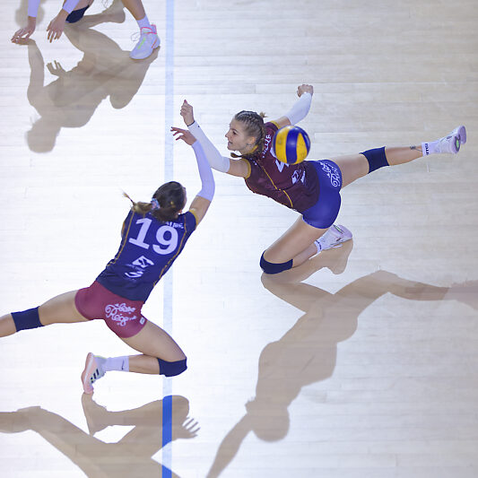 Burdis Bordeaux - Empara - Calais - Volley-Ball - Lisa Menet-Haure - Anna Janelle