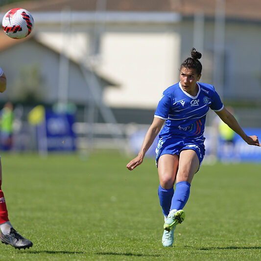 Soyaux-Reims - Football - Tournage Empara - D1 Arkema - Football féminin
