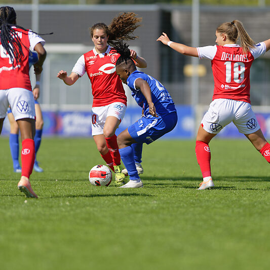 Soyaux-Reims - Football - Tournage Empara - D1 Arkema - Football féminin