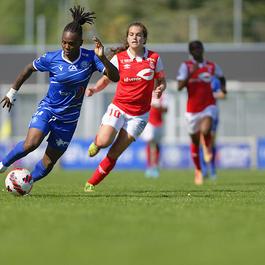 Soyaux-Reims - Football - Tournage Empara - D1 Arkema - Football féminin