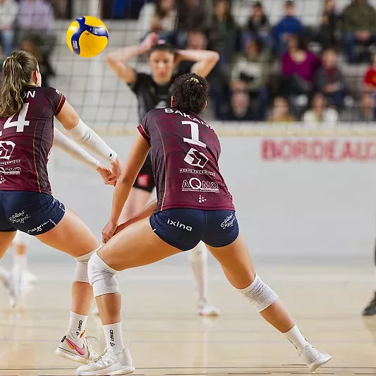 Burdis Bordeaux - Saint-Dié-des-Vosges - Volley-ball - Tess Bakana - Daniela Nielson